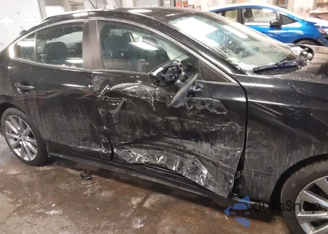 2020 Mazda Mazda3 Select Package z USA, uszkodzony, nr VIN JM1BPBCM4L1162677